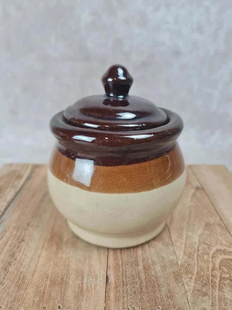 Vintage theeservies in tweekleurig steengoed – theepot + suikerpot 🍵 – photo 8
